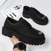 Modieuze herenschoenen van een bekend merk met dikke zolen, gemaakt van Brits leer. Zwarte, veelzijdige luxe loafers, comfortabele casual schoenen voor zakelijke gelegenheden, maat 39-44.