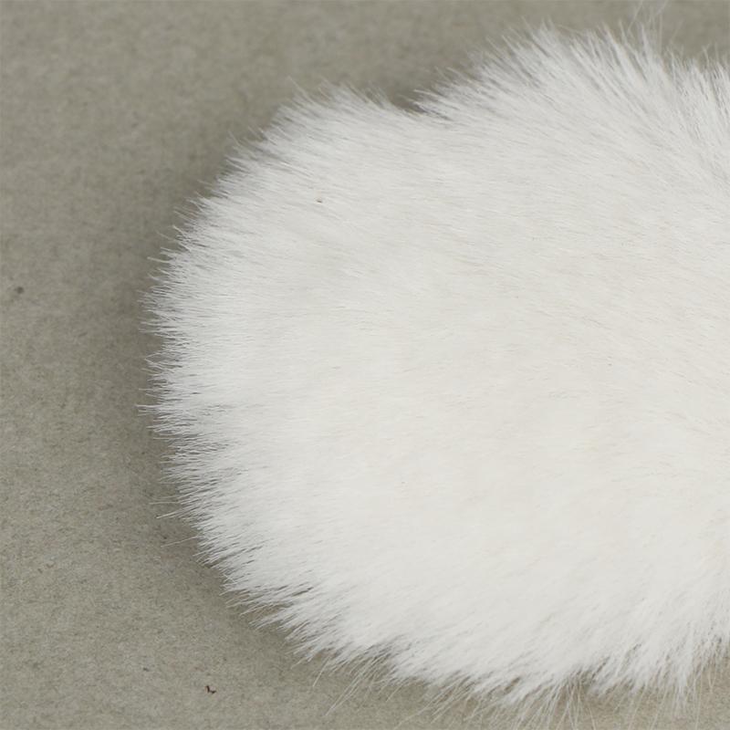 1Set Reusable Furry Soft Covers With Sticker That Provide A Shield Against The Wind For Lavalier Mics