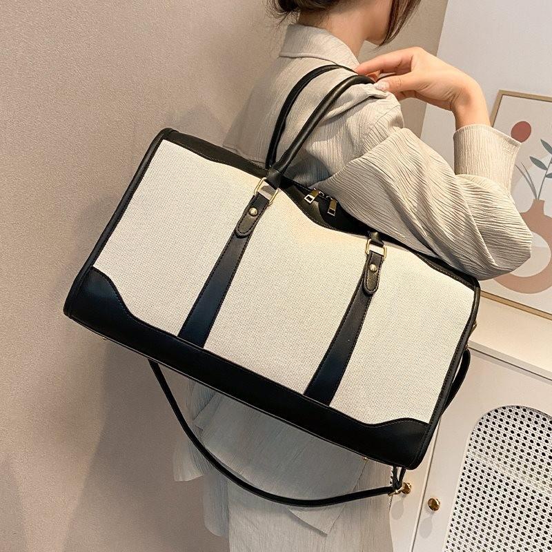 High Capacity Fashionable Tote Bag For Women Stylish Summer Travel Handbag