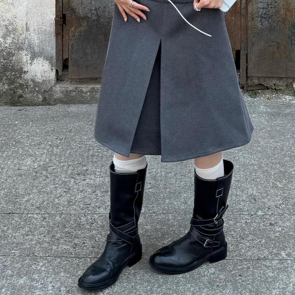 Soft leather retro belt buckle thick heel medium tube short boots women's 2025 autumn new pleated low heel western knight boots