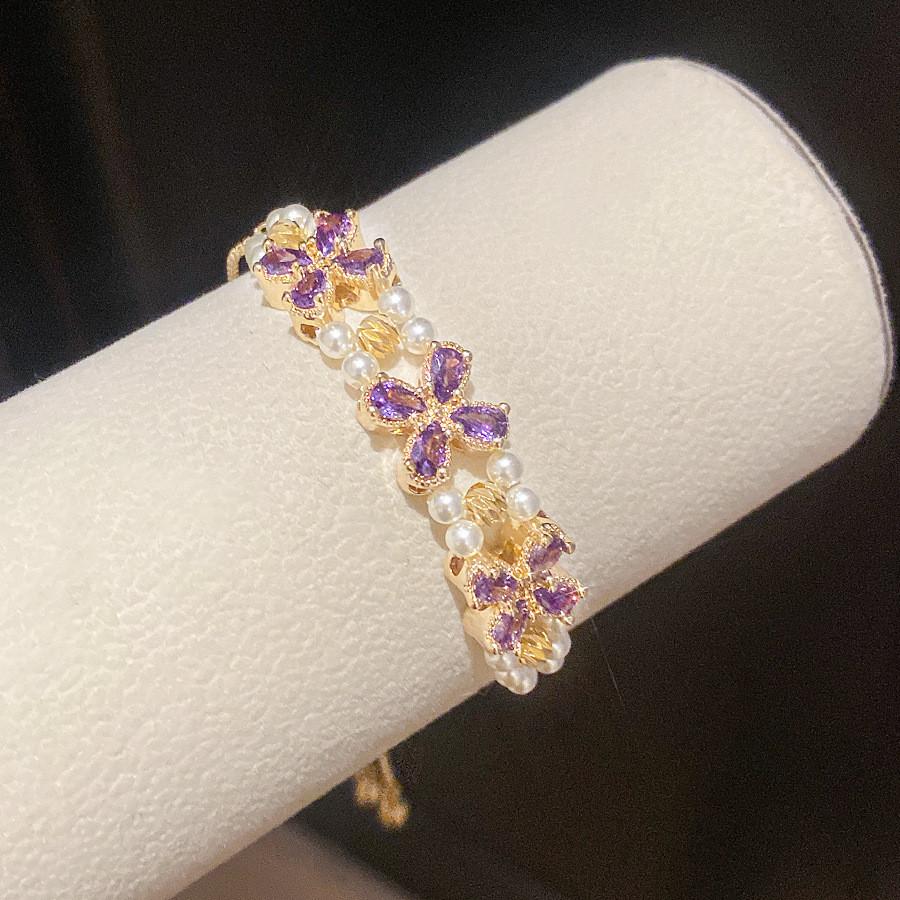 Retro Floral Copper Bracelet With Sparkling Zircon In Elegant Gift For Women
