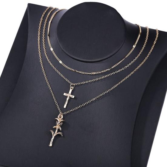 Gargantilla con colgante de cruz de rosa en tono dorado multicapa bohemia, joyería para mujer