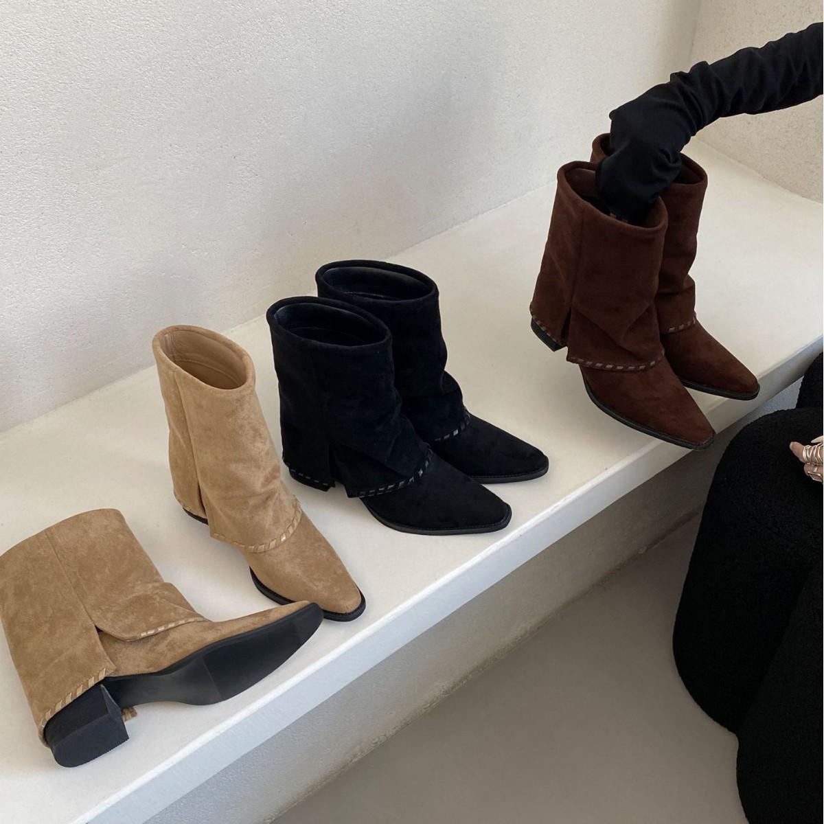 

2025 winter new round head thick heel belt buckle locomotive women s short boots versatile tall tube fashion thin boots western women s boots 40 чёрный