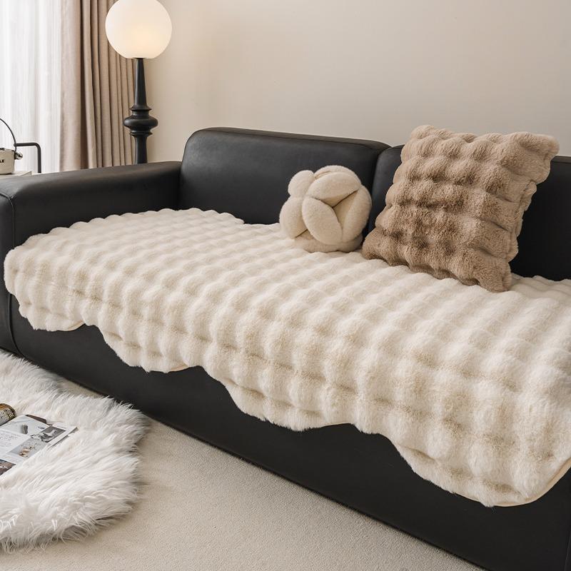 Thicken Imitation Rabbit Fur Plush Sofa Slipcover Curve Hem Non-Slip Soft Sofa Towel Couch Cushion For Living Room