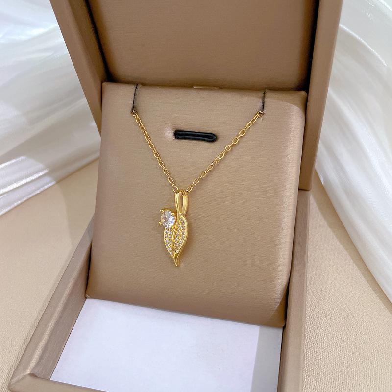 One Leaf To Get Rich Light Luxury Temperament Gorgeous Full Diamond Necklace Female Versatile Collarbone Chain Titanium Steel Chain