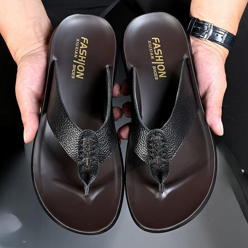 Fashion Men's Flip-flops Summer New Leather Slipper Fashion Outdoor Casual Slippers Non Slip Flat Slippers for Men Pinch Toe Slides 2025