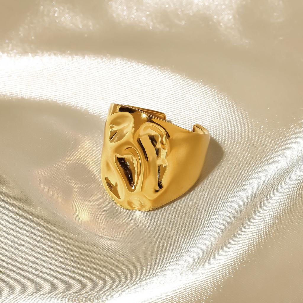 Modny damski pierścionek jednoczęściowy Pierścionek damski Pierścionek metalowy Błyszczący pierścionek Pierścionek metalowy Prezent świąteczny