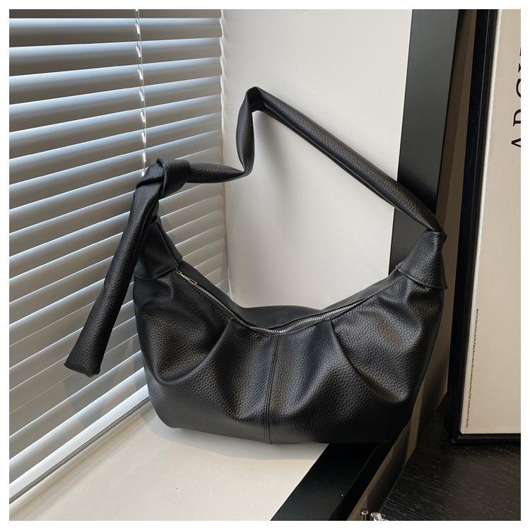 

Корейская ретро плиссированная повседневная сумка кроссбоди в форме пельменя чёрный