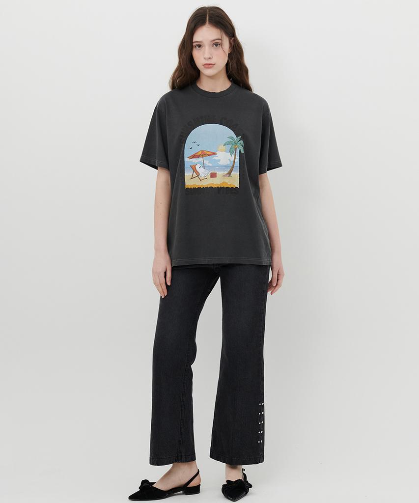 Eoboneoseu Studded Flare Jeans [Black]