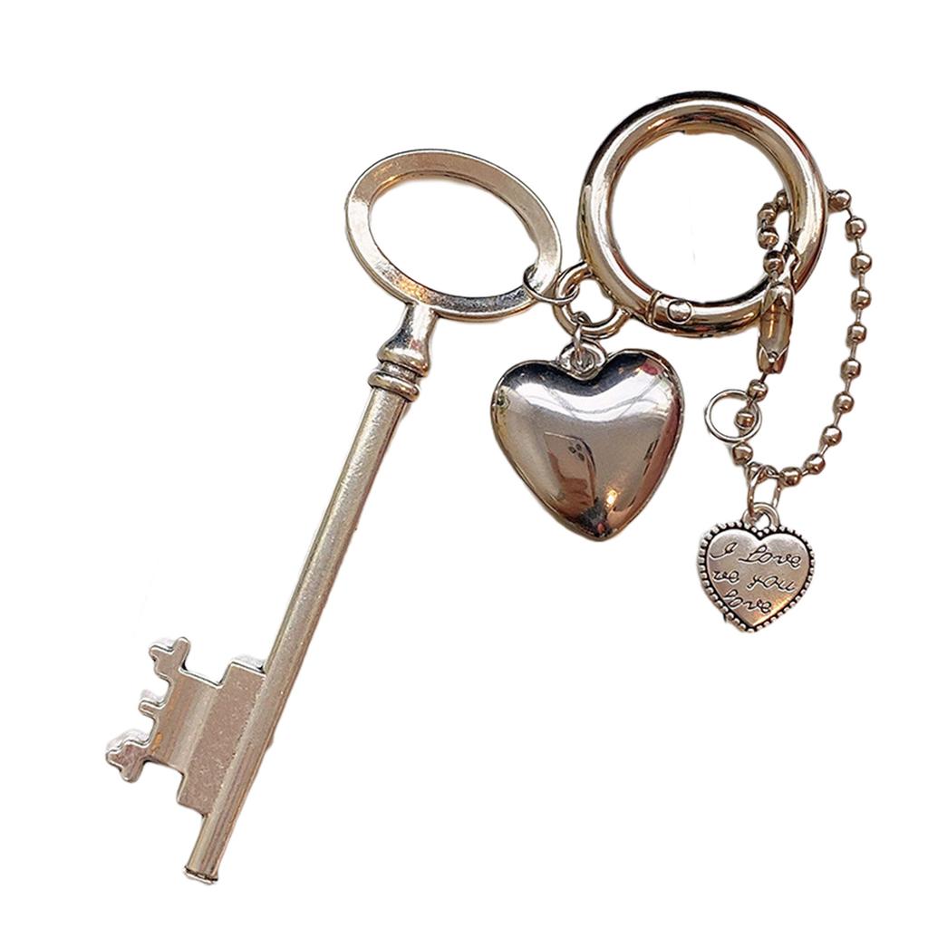 Fashionable Keys and Heart Keychains Cute Heart Keys Rings Alloy Material Backpack Bag Jewelry Gift for Women Girls