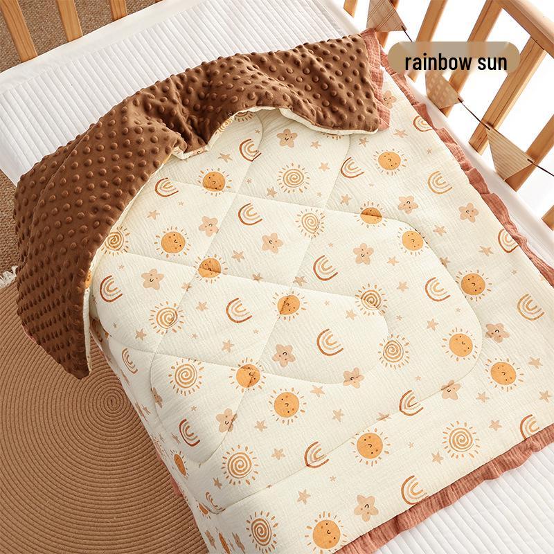 Three-Piece Pure Cotton Baby Bedding Set - Bean Cover Blanket, Cloud Pillow, Ruffled Quilt for Spring/Autumn