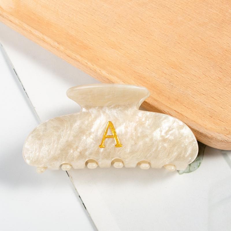 Creative Design 8.6Cm Cream-Coloured Letter Hair Clip Simple Acrylic Shark Clip Hair Accessories For Temperament Girls