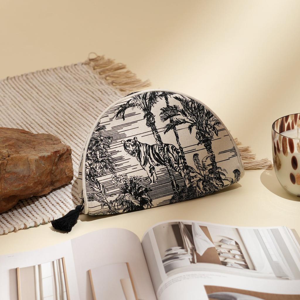 Wild Printed Canvas Travel Case - Compact Adventure Organizer