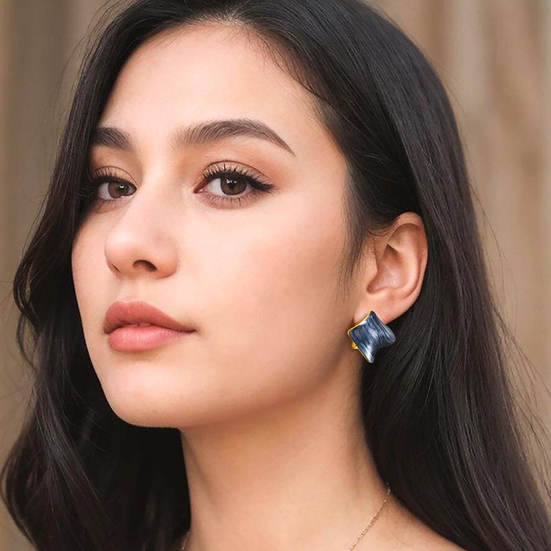 European and American personality ins small fragrance irregular square drop glaze earclips light luxury high-end geometric earrings earrings women