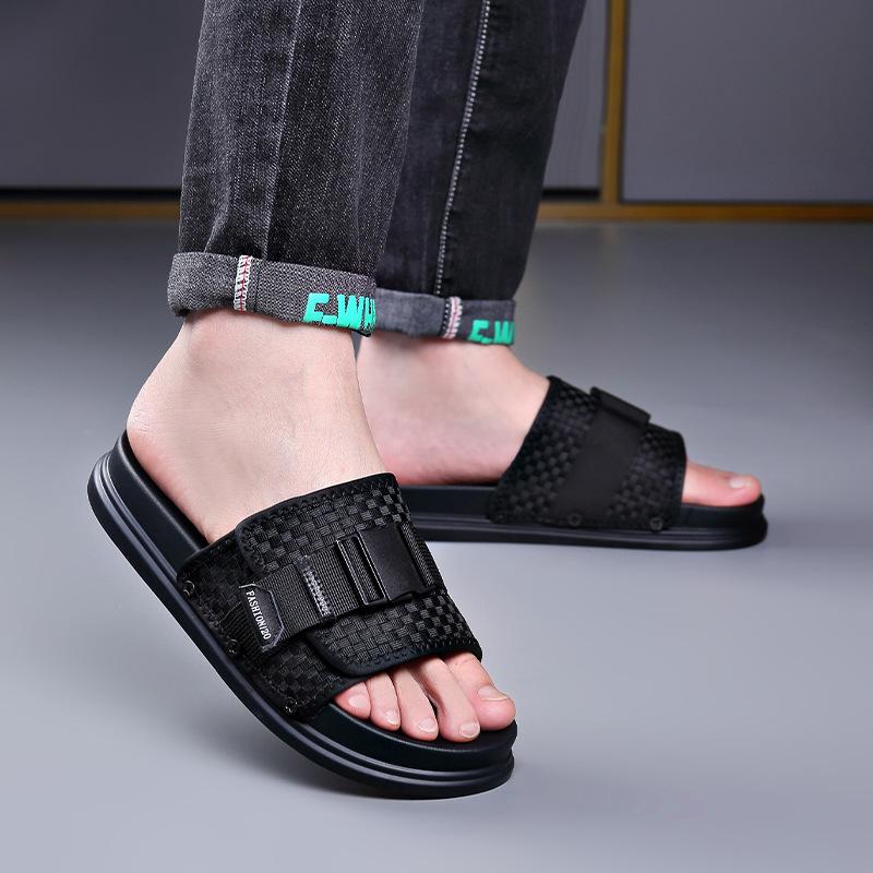 2025 Summer New Slippers for Men Causal Black Soft Sole Breathable Flip Flops Male High Quality Beach Slipper Shoe