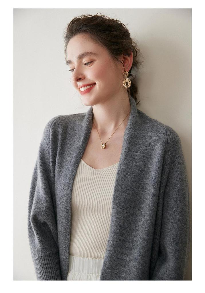 Women's Cashmere Batwing Sleeve Cardigan: Autumn/Winter Shawl Sweater with Silver Thread