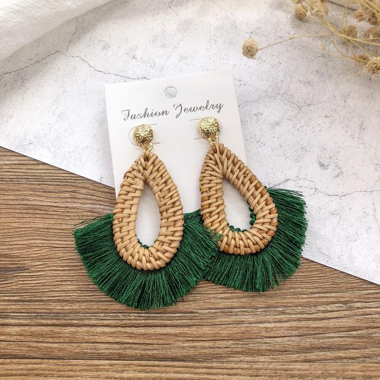Holiday Style Handmade Grass Rattan Woven Earrings Retro Fringed Simple Stud Earrings Temperament Versatile Women's Earrings