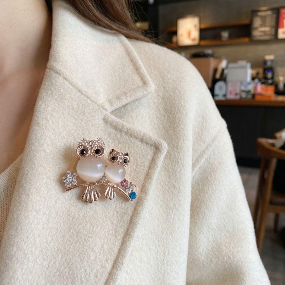 Luxury Animal Pins Imitation Pearls Rhinestone Brooches Elegant Owl Brooches  Gift Giving