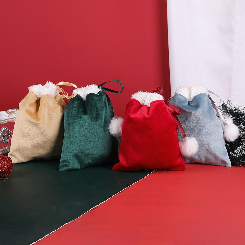 1pc Christmas Candy Bags Hairball Drawstring Bag Velvet Gift Packing Bags Christmas Eve Fruits Bag Party Gift Decoration