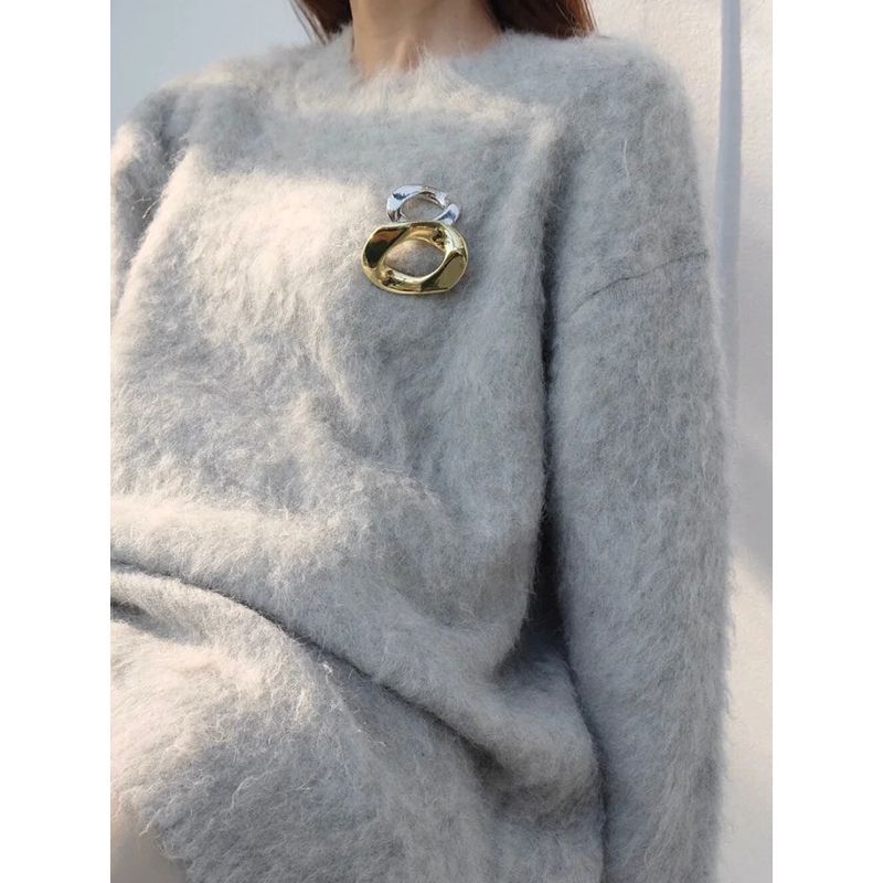 Fashion Minimalist Metal Texture Square Hollow Brooch Ins Style Fashionable All-Matching Sweater Outwear Embellishment Accessories for Women