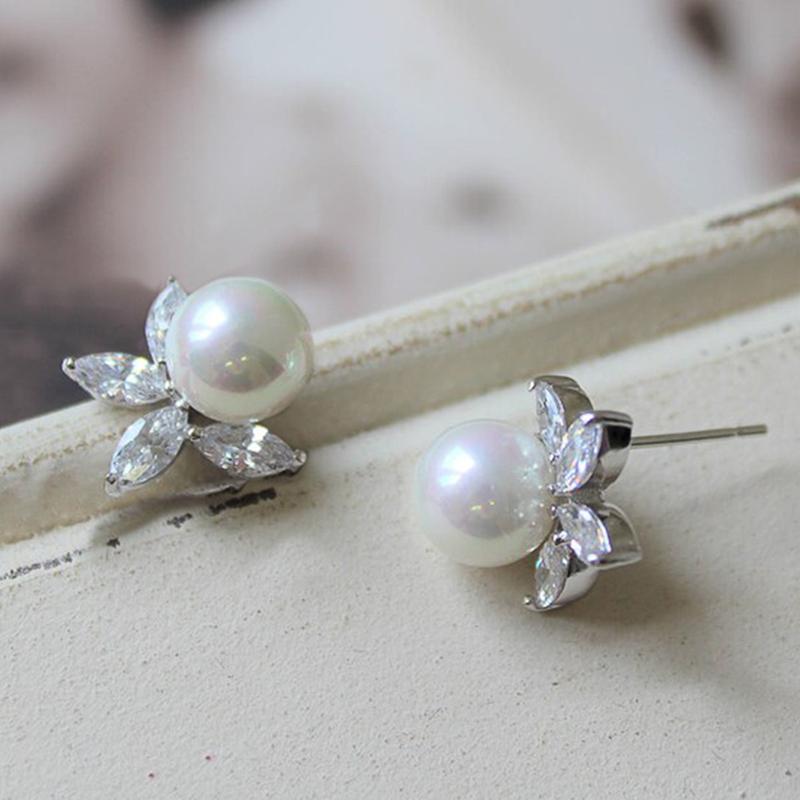 Dainty Imitation Pearl Stud Earrings Fancy Flower Shaped Ear Accessories for Women Daily Wear Earrings Fashion Jewelry