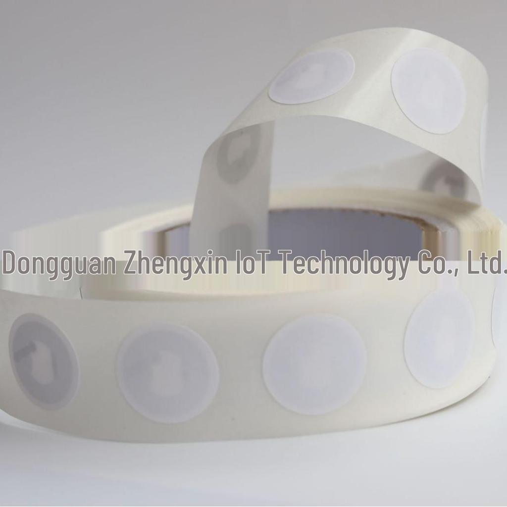 NFC213 Chip Self-Adhesive White Label for Sensing, Reading, and Writing Websites