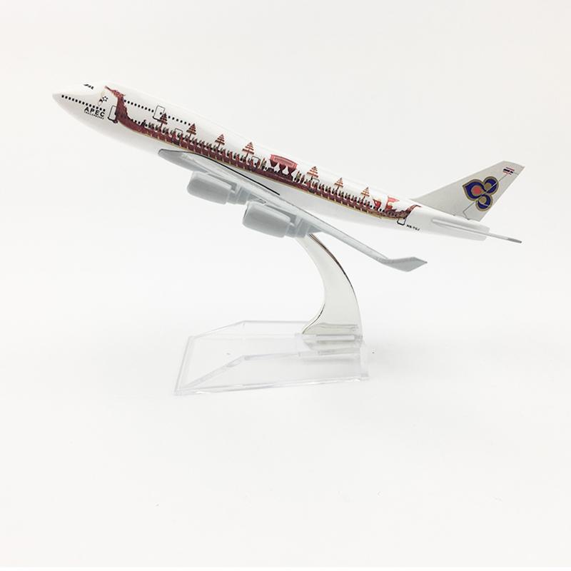 1/400 Scale 16cm Thai Dragon Boat Boeing 747 Airplane Model Airplane Diecast Metal Planes