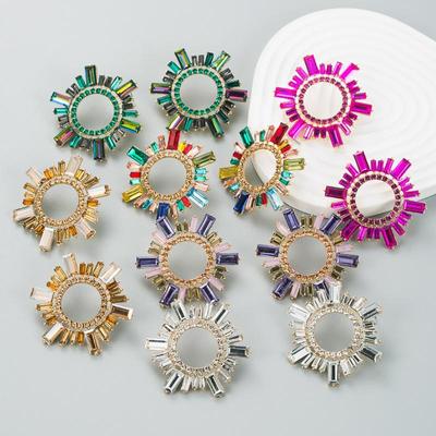 Women's Earrings Alloy Rhinestone Hollow Exaggerated Minority Creative Premium Stud Earrings
