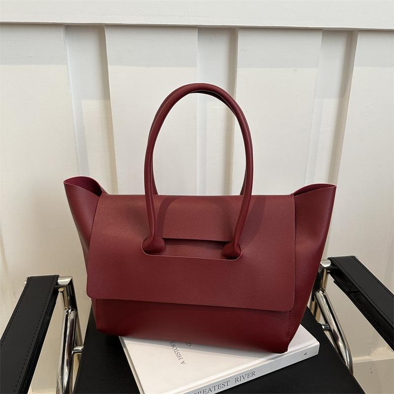 Large-capacity handbag, new fashion, foreign style, solid color, literary and minimalist style, women's commuting shoulder armpit bag