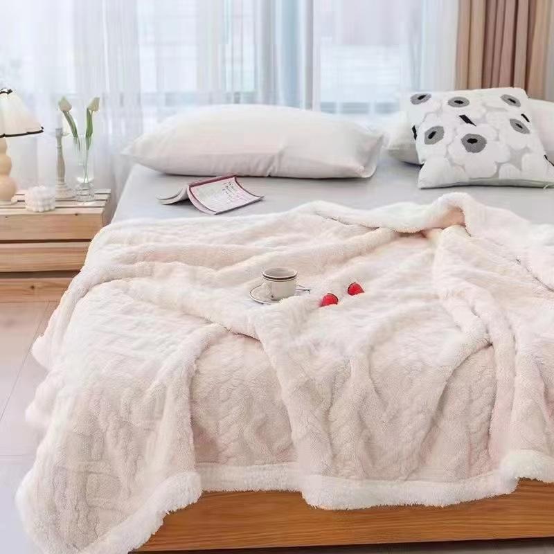 Office Soft and Comfortable Air-conditioned Shawl Blanket Winter Thick Lamb Wool Twist Double-layer Flanged Blanket