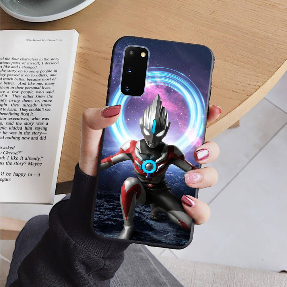 

Чехол AD91 Ultraman Black для Xiaomi Poco X6 M5 M6 F5 F6 F1 C65 C55 C50 C51 C40 Redmi Note 7 8 14C A3X 13C 12C 11 10A 9C Pro Sofe Cover Xiaomi Poco M6 5G эбеновый