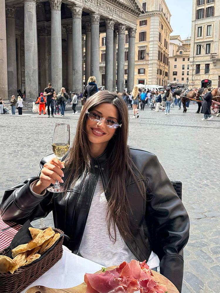 2025 Retro Slim-Fit Stand-Collar Leather Jacket for Women