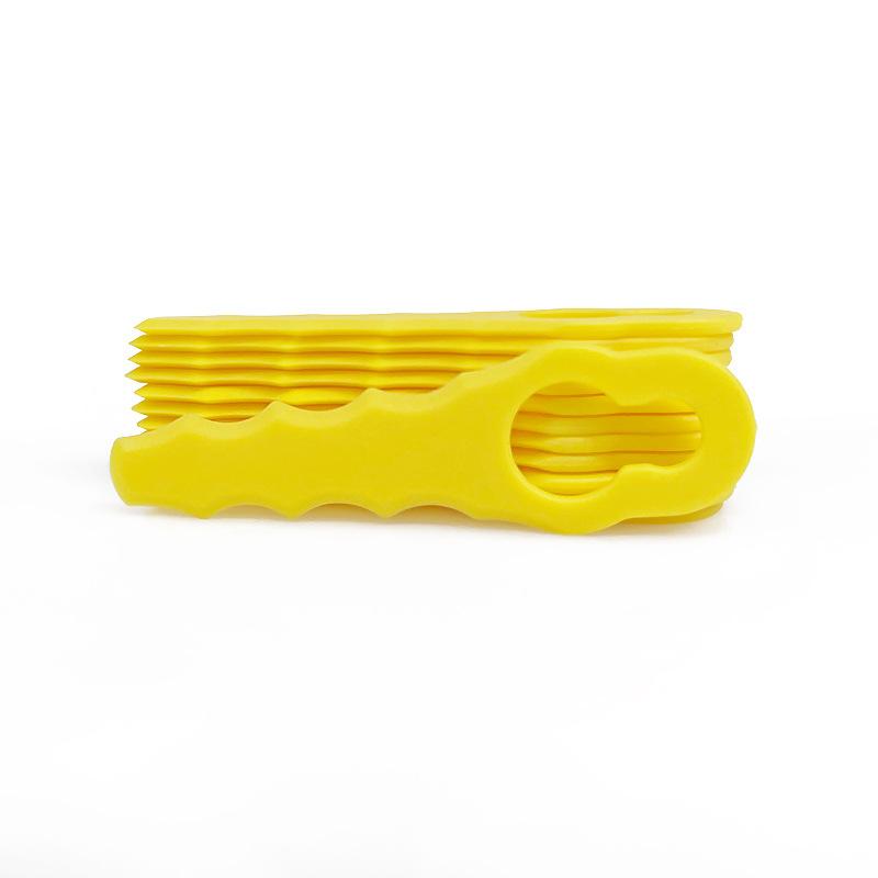 L67 serrated lawn mower plastic blade garden lawn mowing accessories aperture 12 * 7