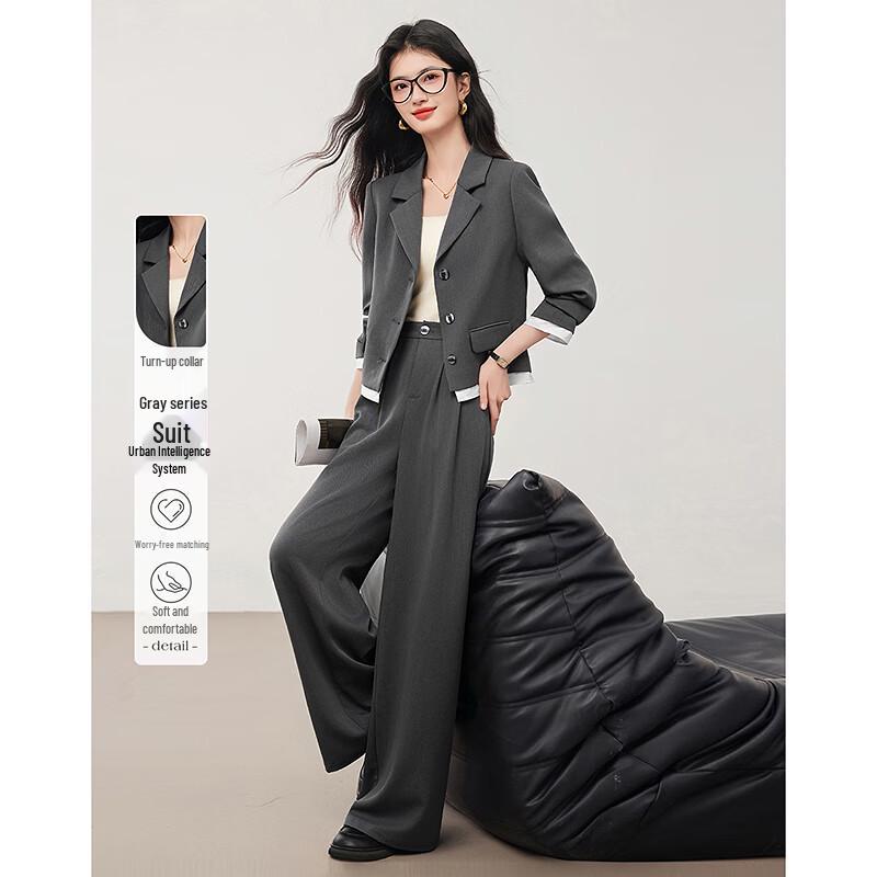 

Petite Women s Designer Grey Fashion Set M