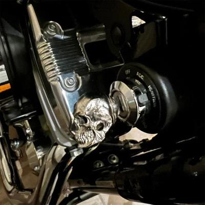 Skull Motorcycle Car Keychain Halloween Decor Gift for Men Women Gothic Horror Party Accessories