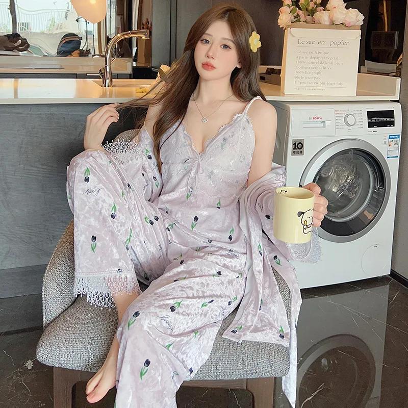 3-teiliges Pyjama-Set Hosenträger Robe Feminine Spitze Pyjama Herbst und Winter Samt Hausanzug Pyjama Freizeitkleidung