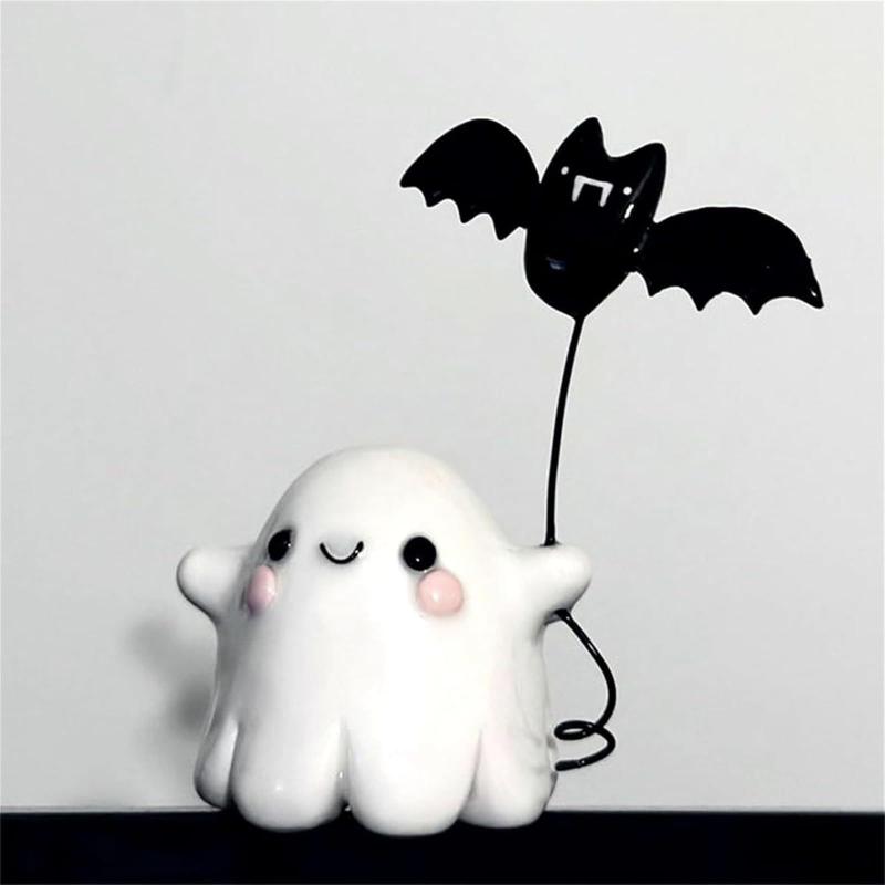 1Pc Halloween Cute Ghost Putting Bat Ornaments, Ghost Bat Desktop Party Decoration, Party Small Gift, Little Finger Cute Ghost