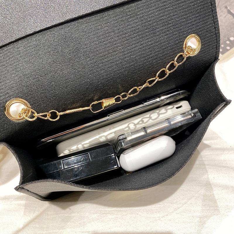 Spring and Summer Plain Weave Small Square Bag, Casual and Sweet Shoulder Bag, Square Messenger Bag, and a Mobile Phone Bag.