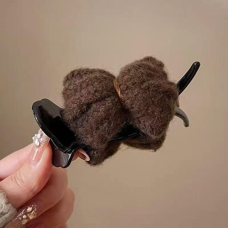 Knitted Bow Claw Clip Hair Bun Maker - Autumn/Winter Hair Accessories for Women