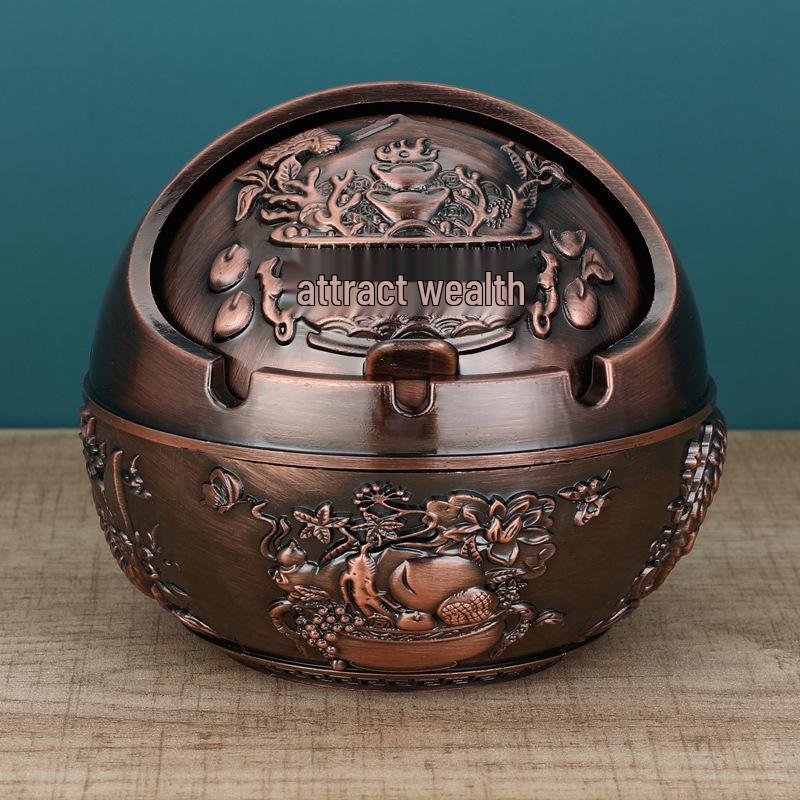 European Style Ashtray with Lid: Trendy, Drop-Proof, Anti-Fly Ash, Odor-Resistant, Luxury Living Room Decor.