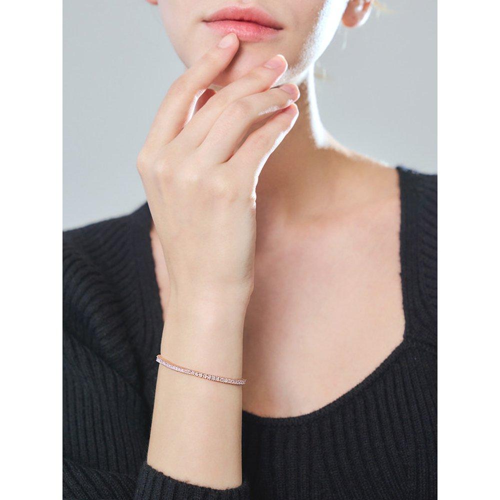 Bold Square Cubic Bracelet Elbrbb087