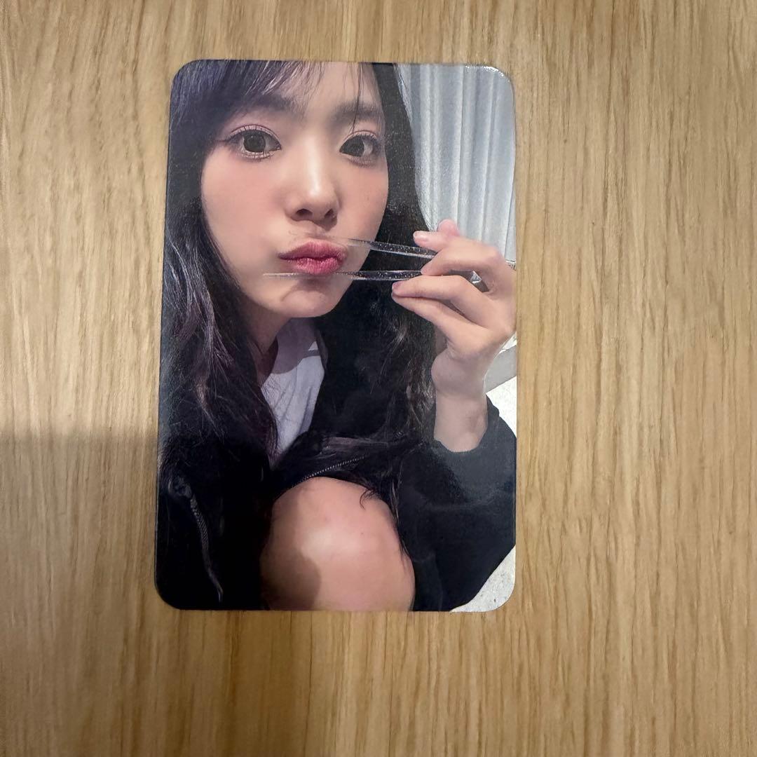 [USED] QWER In-Person Bonus Trading Card: Siyeon