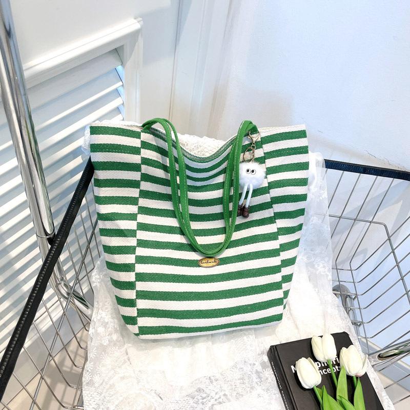 

Literary striped cloth bag New portable leisure bag Large capacity shoulder underarm bag Tote bag no pendant зелёный