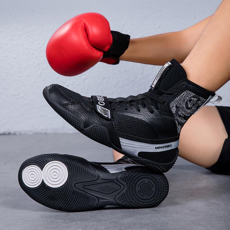 Men Women Boxing Shoes  Professional Wrestling ShoesLight Weight Flighting Footwears Anti Slip Wrestling Sneakers