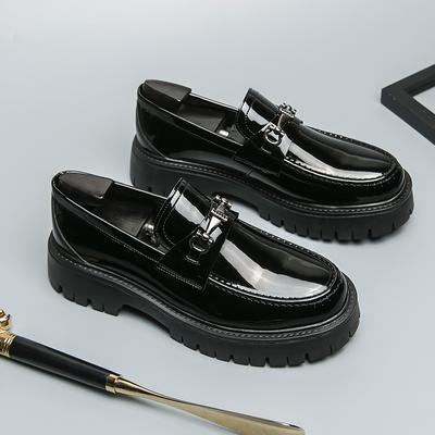 Mode 2024Nieuwe Hot Sale Dikke Zool Casual Zakelijke Schoenen Britse Brogue Lakleren Schoen Man Ademend Antislip Oxford Kledingschoen