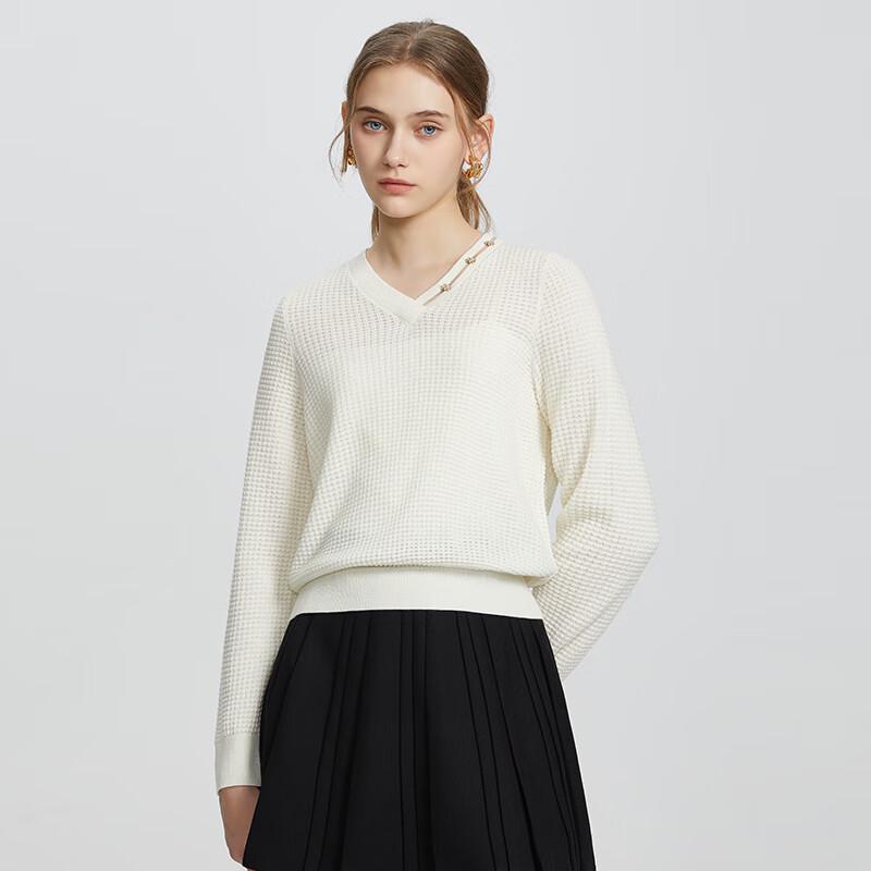 Women's V-Neck Long Sleeve Knit Pullover