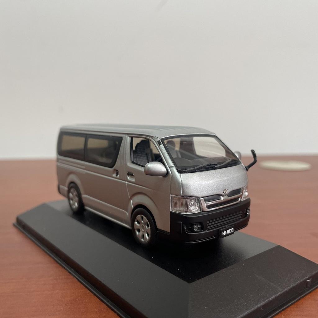 lqbn4 KYOSHO 1:43 Scale Diecast Alloy TOYOTA HIACE H200 MPV Toys Cars Model Classics Nostalgia Adult Gifts Souvenir Static Display