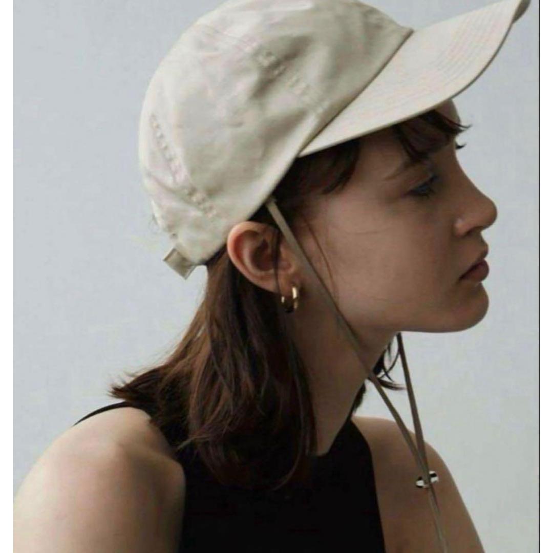 Used DETACHABLE STRAP 6PANEL CAP
