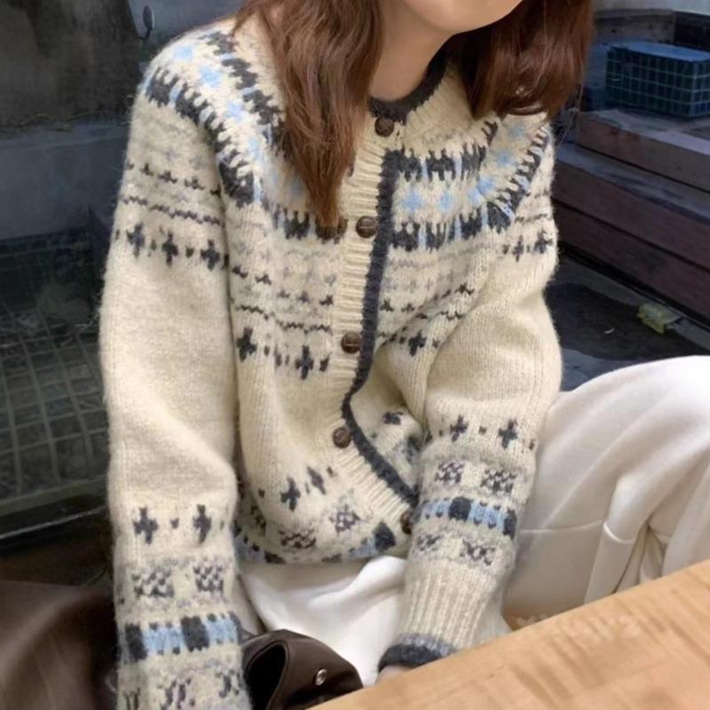 New long-sleeved crew neck autumn knitted cardigan women's autumn loose retro top jacket Fair Island women's sweater