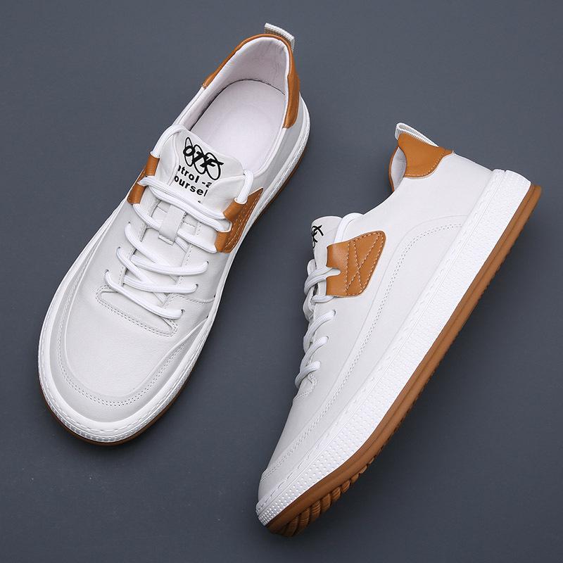 Little White Shoes Men's European Station Leather Casual Leather Shoes 2025 Spring New Crooked Clown Shoes Cowhide Board Shoes Tide